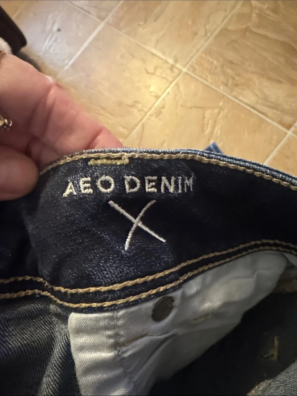 American Eagle Outfitters Dark Blue Flare Jeans - Picture 6 of 6